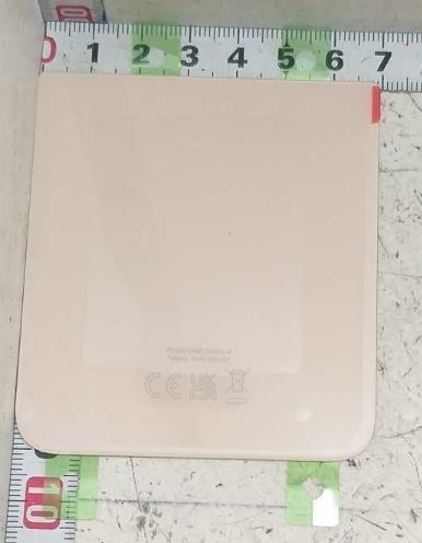 Samsung Galaxy Z Flip4 SM-F721B Bottom Back Cover Gold